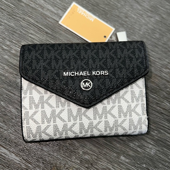 New black and white signature Michael Kors wallet tri fold wallet - Picture 2 of 6